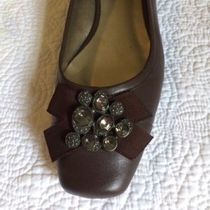 Circa Joan and David brown leather flats Size 7